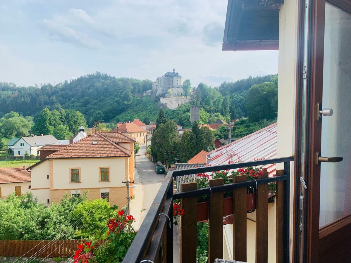 Uniqhotel Cesky Sternberk Bagian luar foto